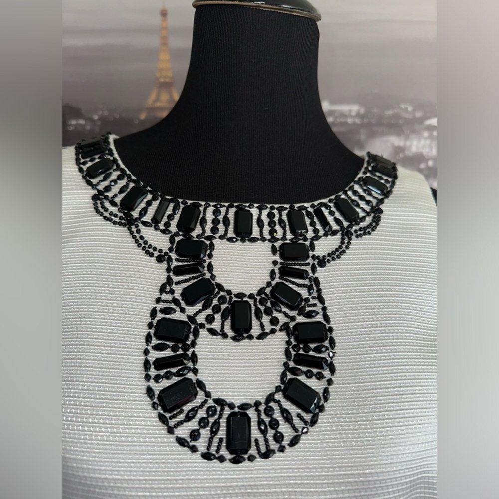 TAHARI Arthur S Levine Black and white Embellished Dress Size 6 - Picture 3 of 7